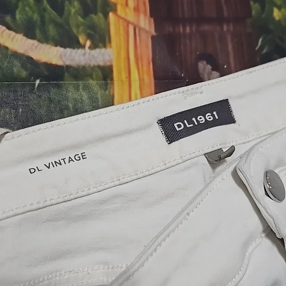 DL1961 Bridget High Rise Bootcut Raw Hem Jeans Size 20W NWT - Picture 5 of 7